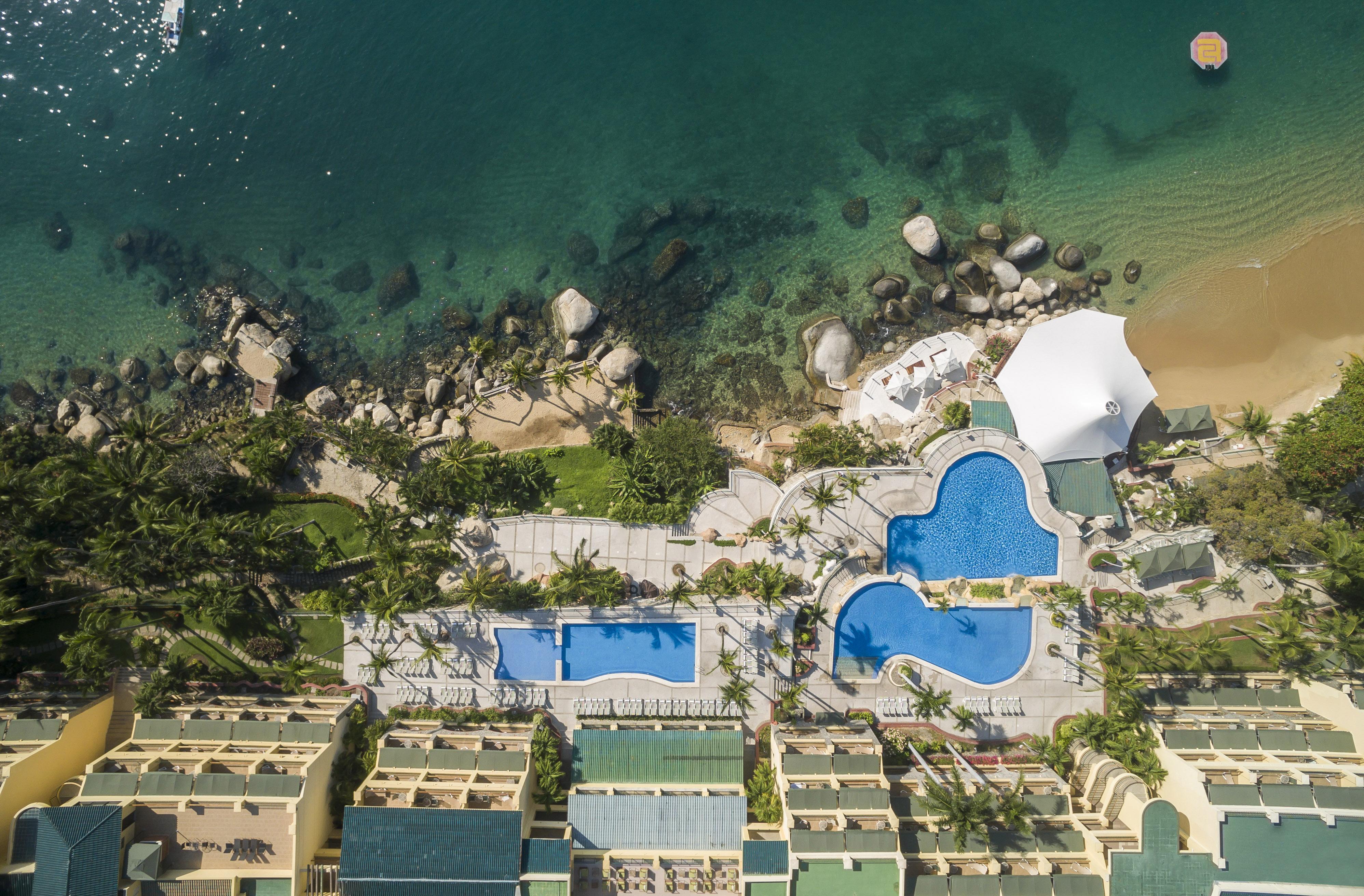 Camino Real Acapulco Diamante Hotel Exterior photo Aerial view of the resort