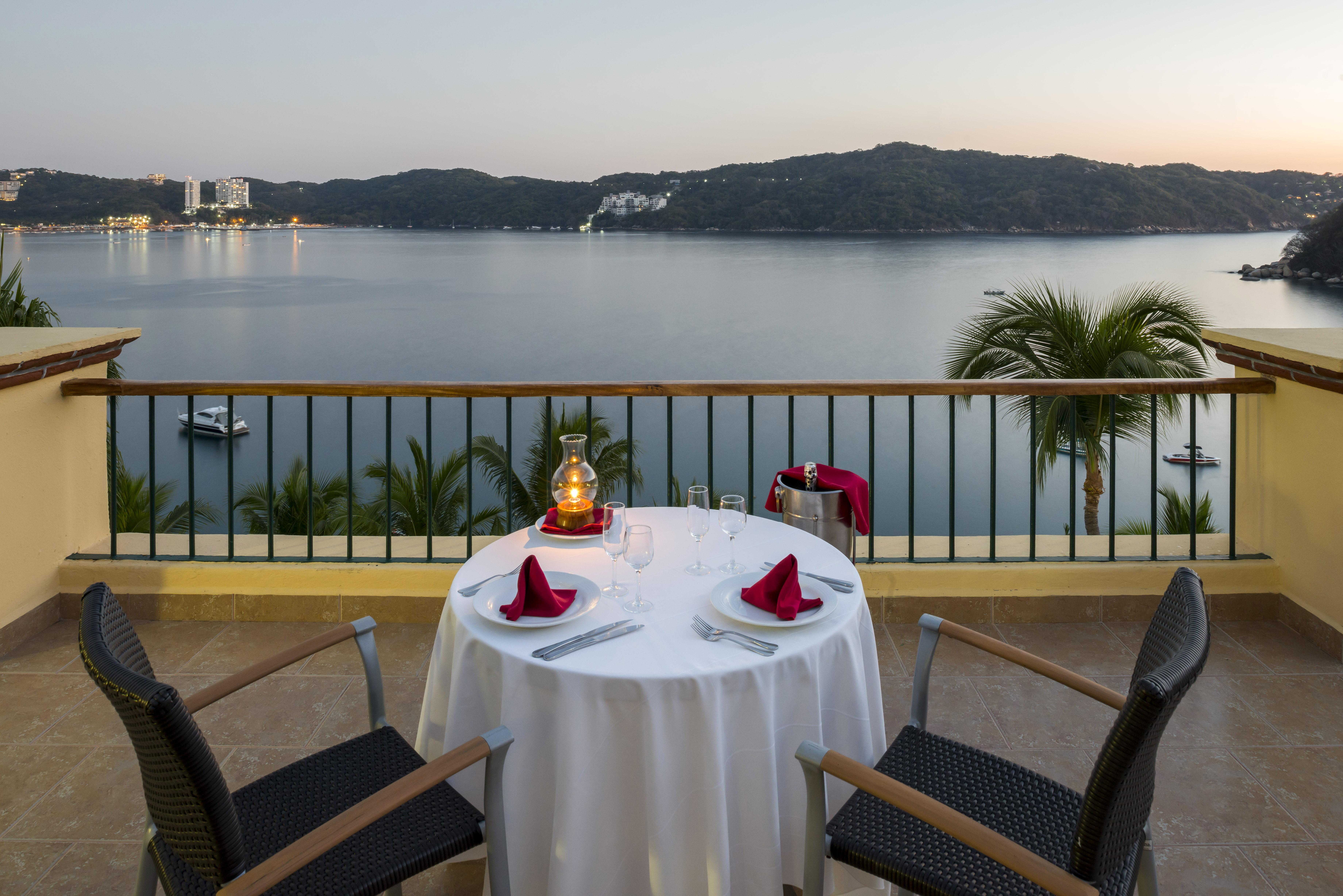 Camino Real Acapulco Diamante Hotel Exterior photo View from the hotel