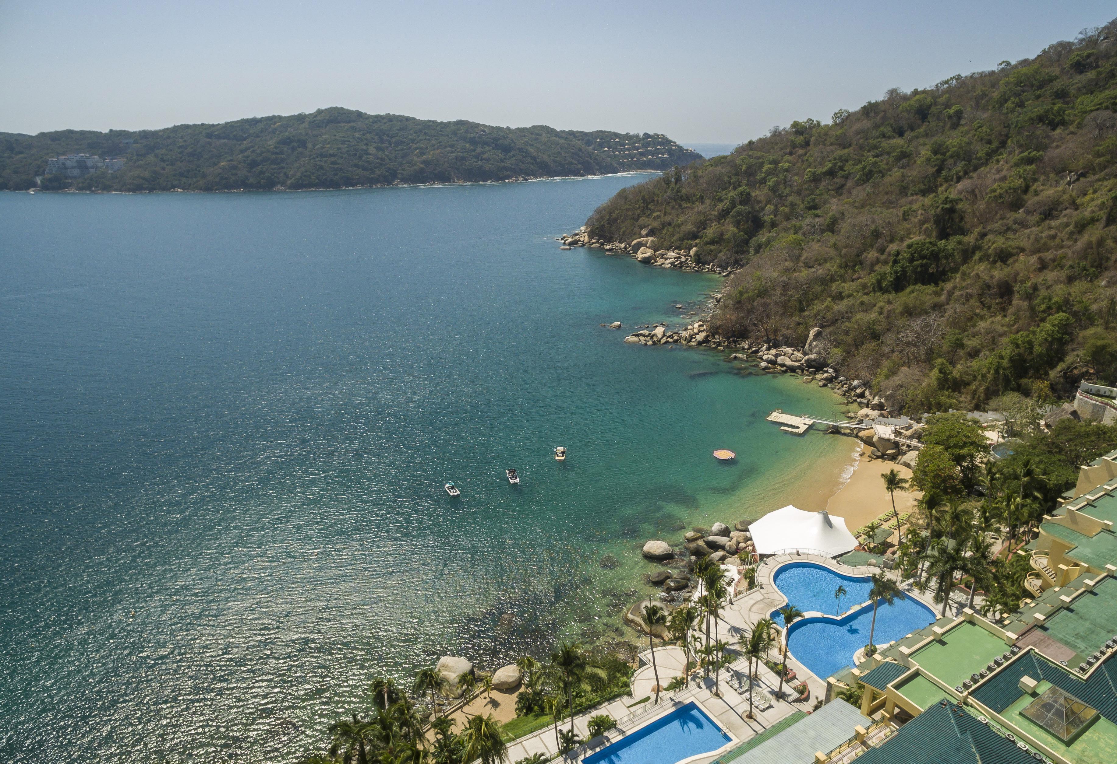 Camino Real Acapulco Diamante Hotel Exterior photo Aerial view of the resort