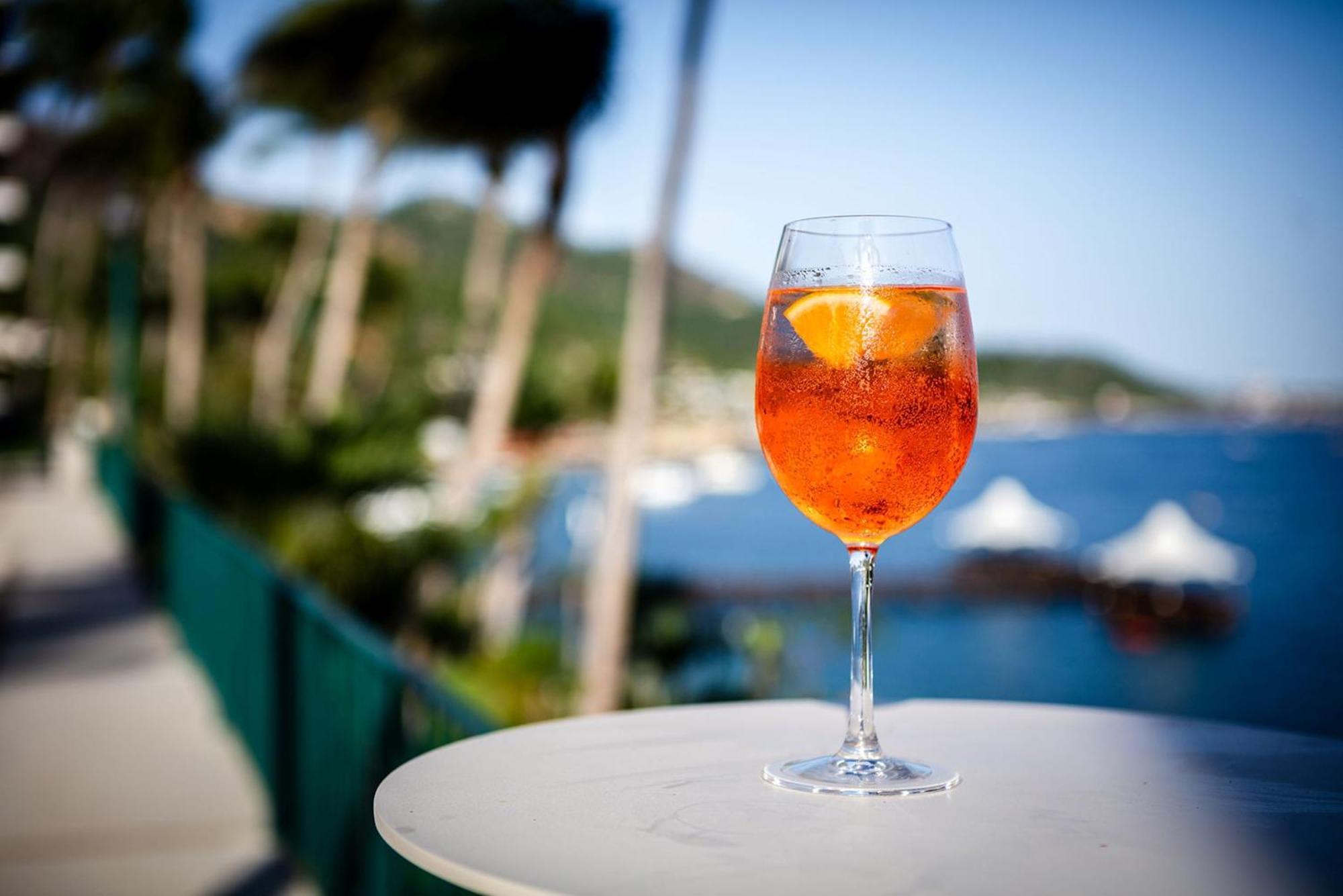 Camino Real Acapulco Diamante Hotel Exterior photo Aperol Spritz
