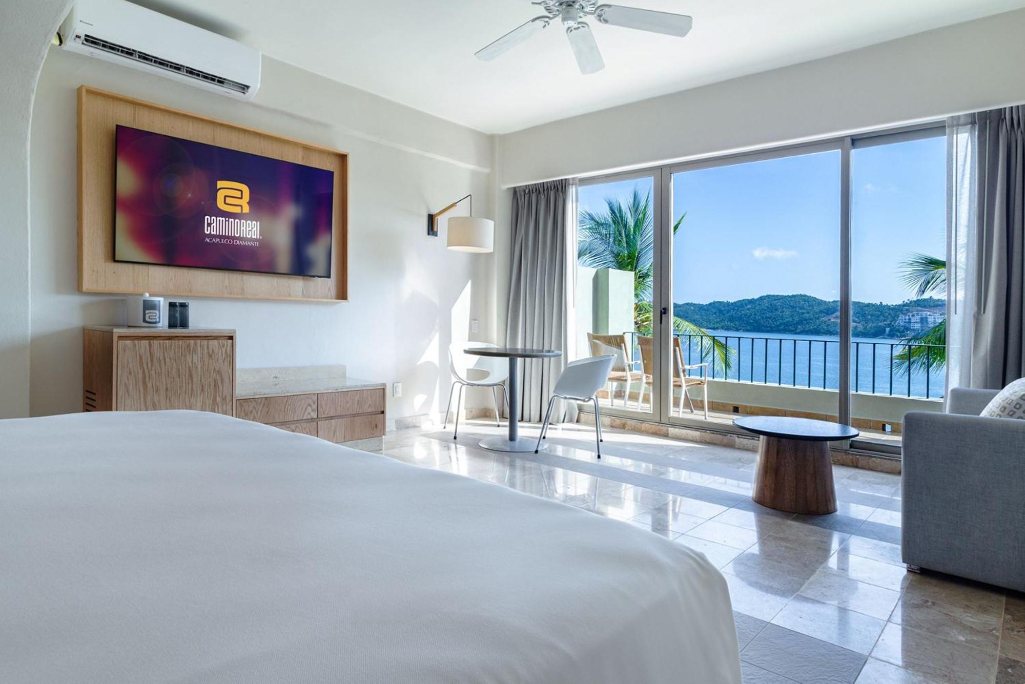 Camino Real Acapulco Diamante Hotel Exterior photo Oceanfront Junior Suite